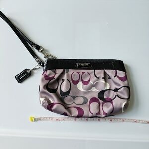 Coach, wristlet,  black paten, purple, gray